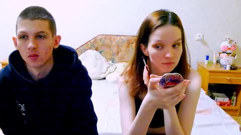 Ivy and Lester online show from January 2025 07:22:01 PM