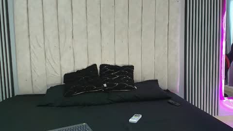 ivy_and_joseph online show from October 2025 08:28:02 PM