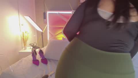 IVY online show from October 2025 12:04:01 PM