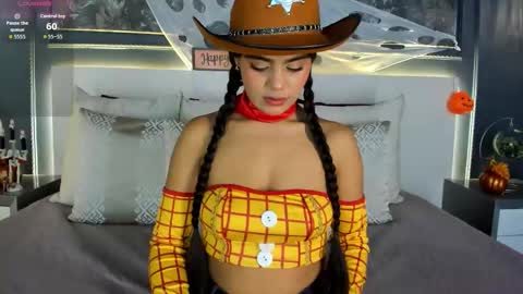 Snapshot of ivyellis chatting on October 2025 12:17:02 PM ivyellis online show from October 2025 12:17:02 PM