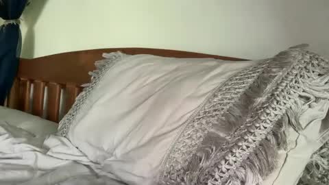 ivysagex online show from September 2025 02:44:02 AM