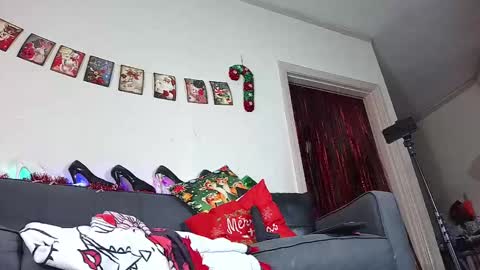 Gwen LaCourt online show from December 2024 02:17:01 PM