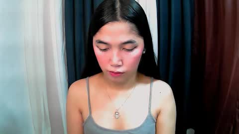 Snapshot of iyanna_ivelle chatting on November 2025 03:28:01 AM UR LOVELY IYANNA online show from November 2025 03:28:01 AM