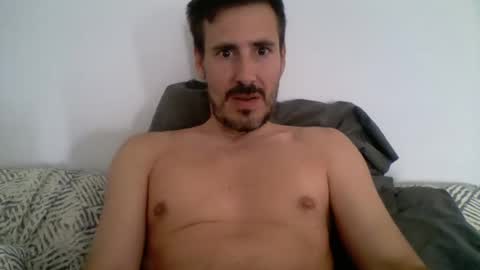 Snapshot of iyoperro chatting on October 2025 11:27:02 AM Casandro online show from October 2025 11:27:02 AM