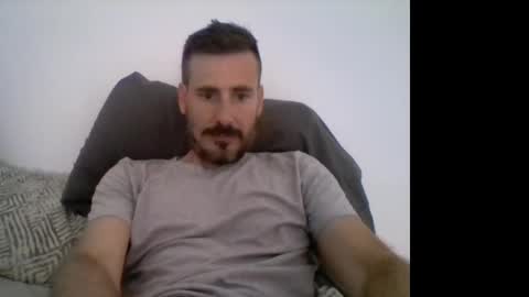 Snapshot of iyoperro chatting on October 2025 11:00:01 AM Casandro online show from October 2025 11:00:01 AM