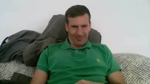 Snapshot of iyoperro chatting on November 2025 10:25:02 AM Casandro online show from November 2025 10:25:02 AM