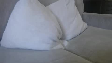 Snapshot of j335129 chatting on December 2025 02:48:01 PM James online show from December 2025 02:48:01 PM