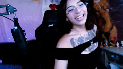 jade 18  online show from November 2025 04:45:02 AM