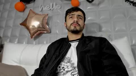 Snapshot of jack_daniel__ chatting on November 2025 01:01:02 PM JACK DANIEL online show from November 2025 01:01:02 PM