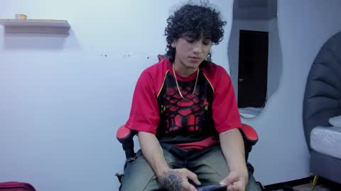 Jackes Taylor online show from October 2025 04:30:01 AM