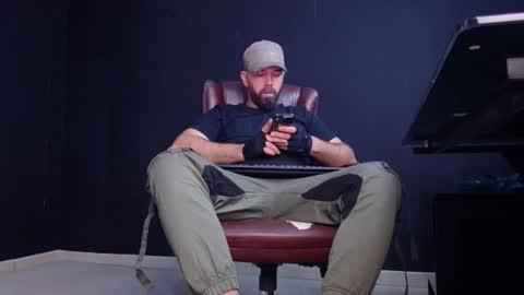 JackEthan online show from October 2025 05:55:01 AM