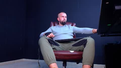 JackEthan online show from November 2025 05:52:01 AM