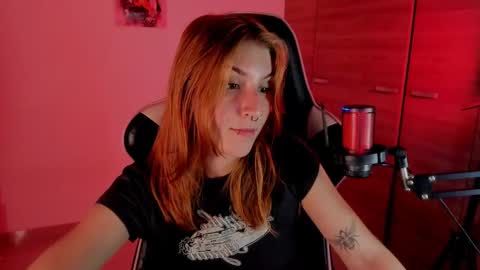 Snapshot of jacky_croft chatting on December 2024 04:20:02 AM Linda Sofia help me get to 100 thumbs up online show from December 2024 04:20:02 AM