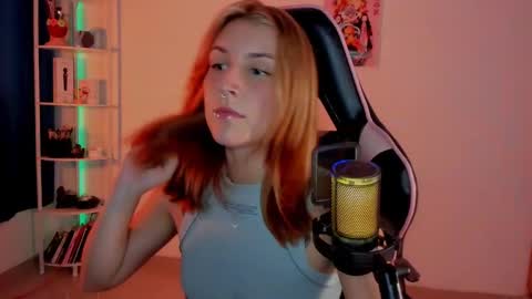 Snapshot of jacky_croft chatting on January 2025 03:34:02 AM Linda Sofia help me get to 100 thumbs up online show from January 2025 03:34:02 AM