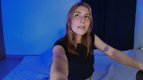 Snapshot of jacky_croft chatting on March 2025 04:56:01 AM Linda Sofia help me get to 100 thumbs up online show from March 2025 04:56:01 AM
