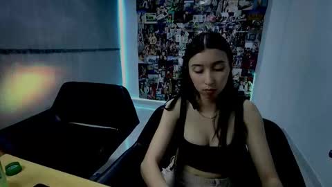 jackyrosee2323 online show from September 2025 09:53:02 PM