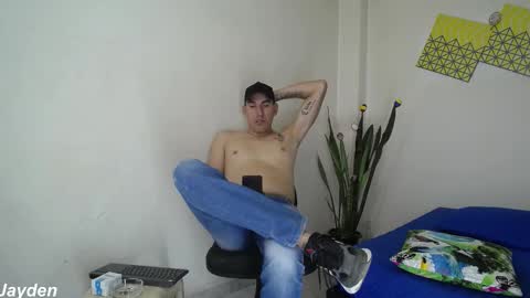 Jacob And Jayden online show from October 2025 06:38:02 PM