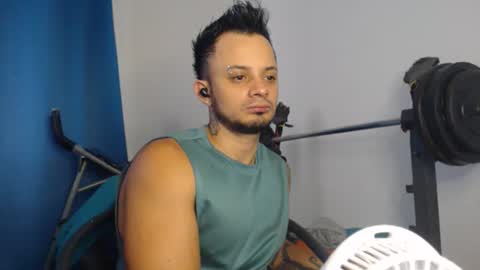 Snapshot of jacobjamess chatting on December 2024 12:46:02 PM jacobjamess online show from December 2024 12:46:02 PM