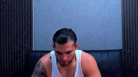 jacobsthorm online show from October 2025 03:18:02 AM