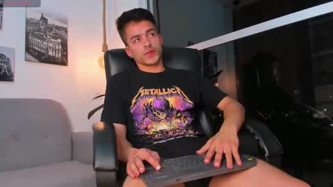 Snapshot of jacobstones_ chatting on February 2025 02:21:01 AM JACOB STONES online show from February 2025 02:21:01 AM