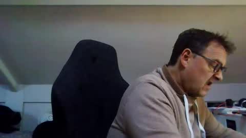 FineAndSimple online show from October 2025 01:29:01 PM