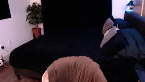 Jade online show from September 2025 01:55:01 AM