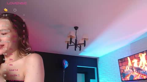 Snapshot of jade__swift chatting on November 2025 02:07:02 PM Jade online show from November 2025 02:07:02 PM