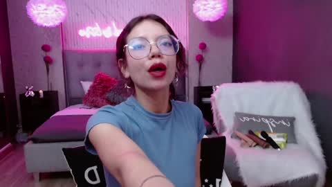 JADE online show from December 2024 08:21:02 PM