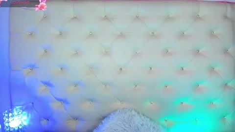 jade white  online show from January 2025 06:10:02 PM