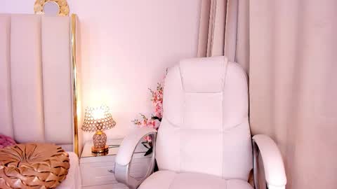 jadebennett online show from September 2025 04:38:02 AM