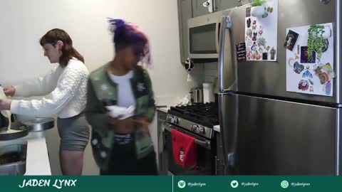 Snapshot of jadedfemboy chatting on December 2024 08:25:02 PM Jaden Lynx online show from December 2024 08:25:02 PM