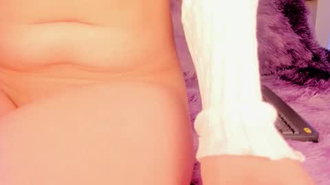 Snapshot of jadeestudios chatting on November 2025 08:13:01 AM jadeestudios online show from November 2025 08:13:01 AM