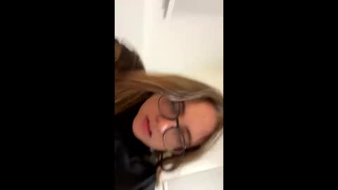 jademonroe0522 online show from October 2025 10:11:01 AM