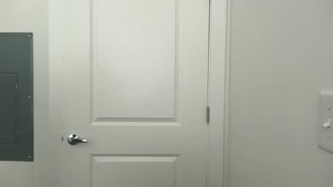 Jade Sky online show from November 2025 02:06:01 PM