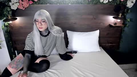 Snapshot of jadeykhada chatting on January 2025 11:27:01 PM Jade Khada online show from January 2025 11:27:01 PM