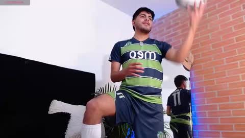 Snapshot of jaiden_thoner chatting on October 2025 04:14:01 AM Jaiden online show from October 2025 04:14:01 AM