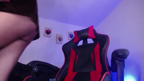 JAISON HALLS online show from October 2025 06:21:02 AM