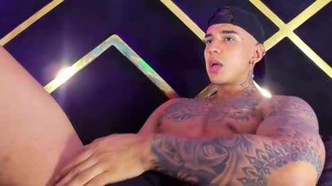 who is allen  follow me on ig and x  jake allen31 online show from September 2025 05:53:01 AM