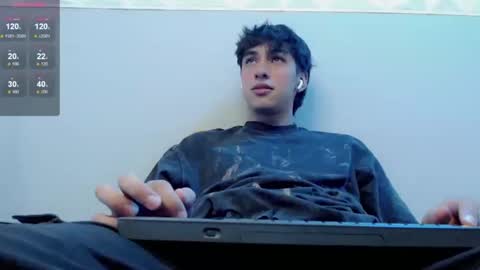 Snapshot of jake_tripp chatting on October 2025 05:05:01 AM jake_tripp online show from October 2025 05:05:01 AM