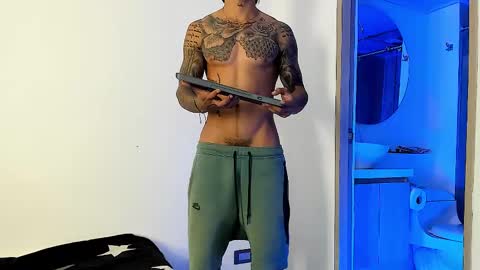 Santiago online show from February 2025 10:53:01 AM