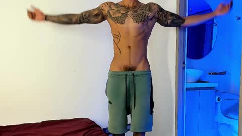 Santiago online show from February 2025 08:32:02 AM