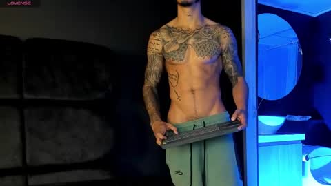 Santiago online show from March 2025 08:23:02 AM