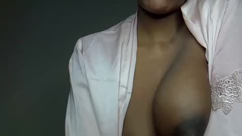 Snapshot of jalie_petite256 chatting on October 2025 09:18:01 AM immy the great online show from October 2025 09:18:01 AM