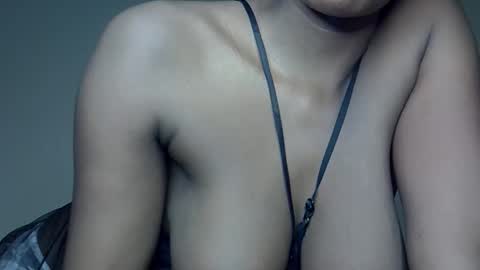 Snapshot of jalie_petite256 chatting on October 2025 11:25:02 PM immy the great online show from October 2025 11:25:02 PM