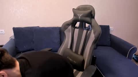 James online show from October 2025 07:14:01 PM