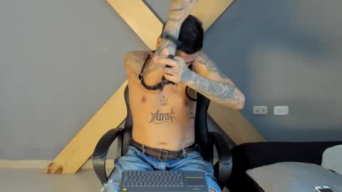 Jamesinked  online show from December 2024 03:22:01 PM