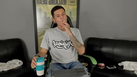 Jamesinked  online show from December 2024 10:06:01 PM