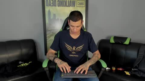 Jamesinked  online show from January 2025 06:54:02 PM