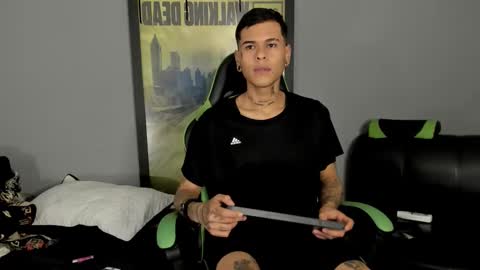 Jamesinked  online show from March 2025 08:10:01 PM