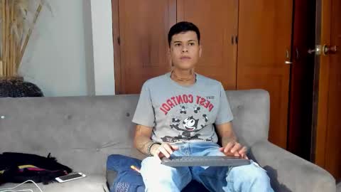 Jamesinked  online show from October 2025 02:47:02 AM